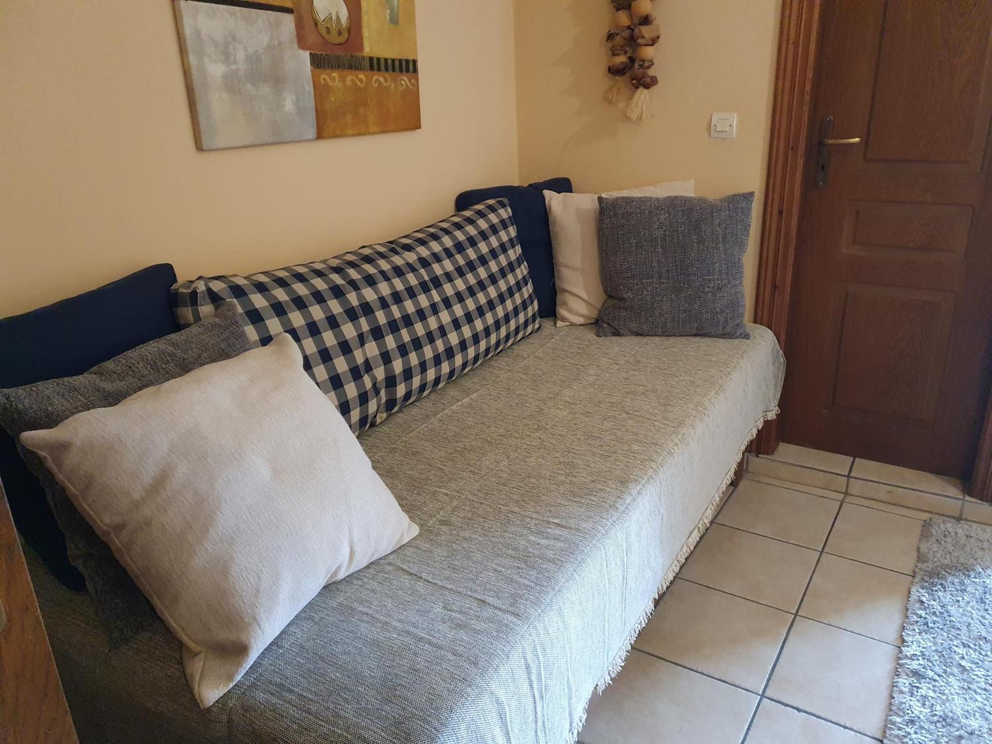 Semeli Guesthouse Karpenisi Bagian luar foto