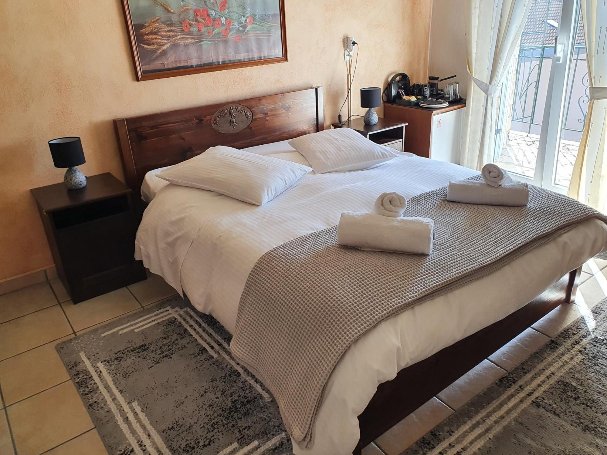 Semeli Guesthouse Karpenisi Bagian luar foto