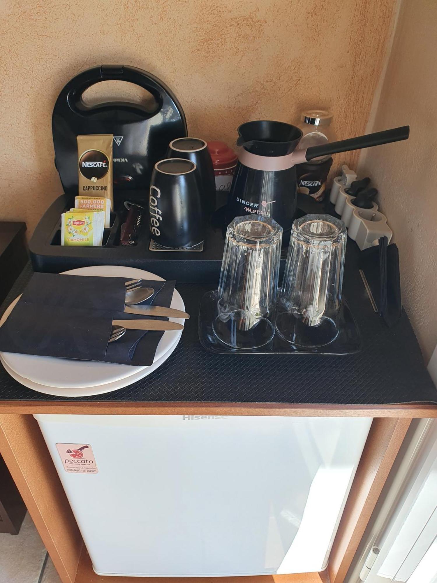 Semeli Guesthouse Karpenisi Bagian luar foto