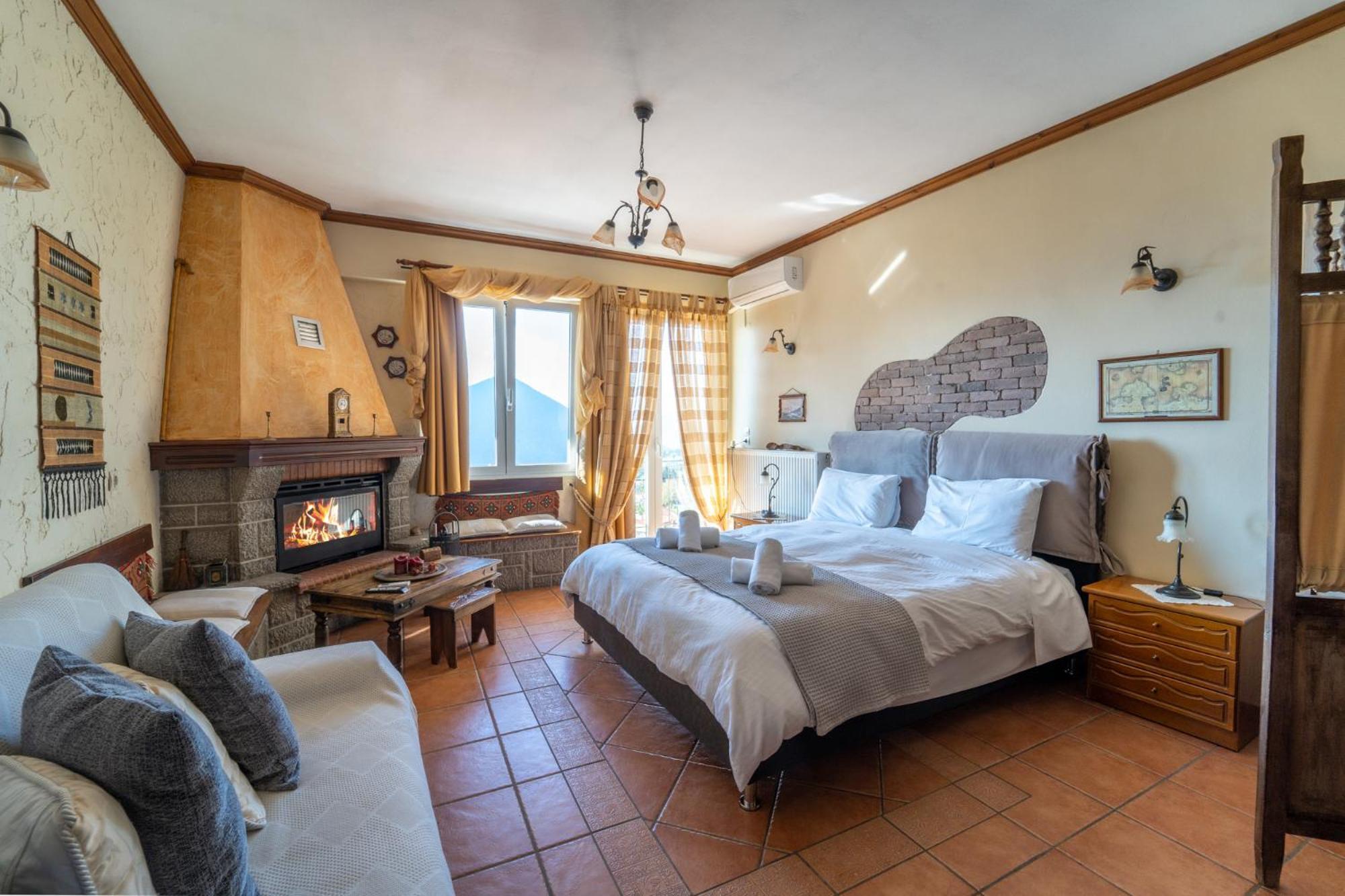 Semeli Guesthouse Karpenisi Bagian luar foto