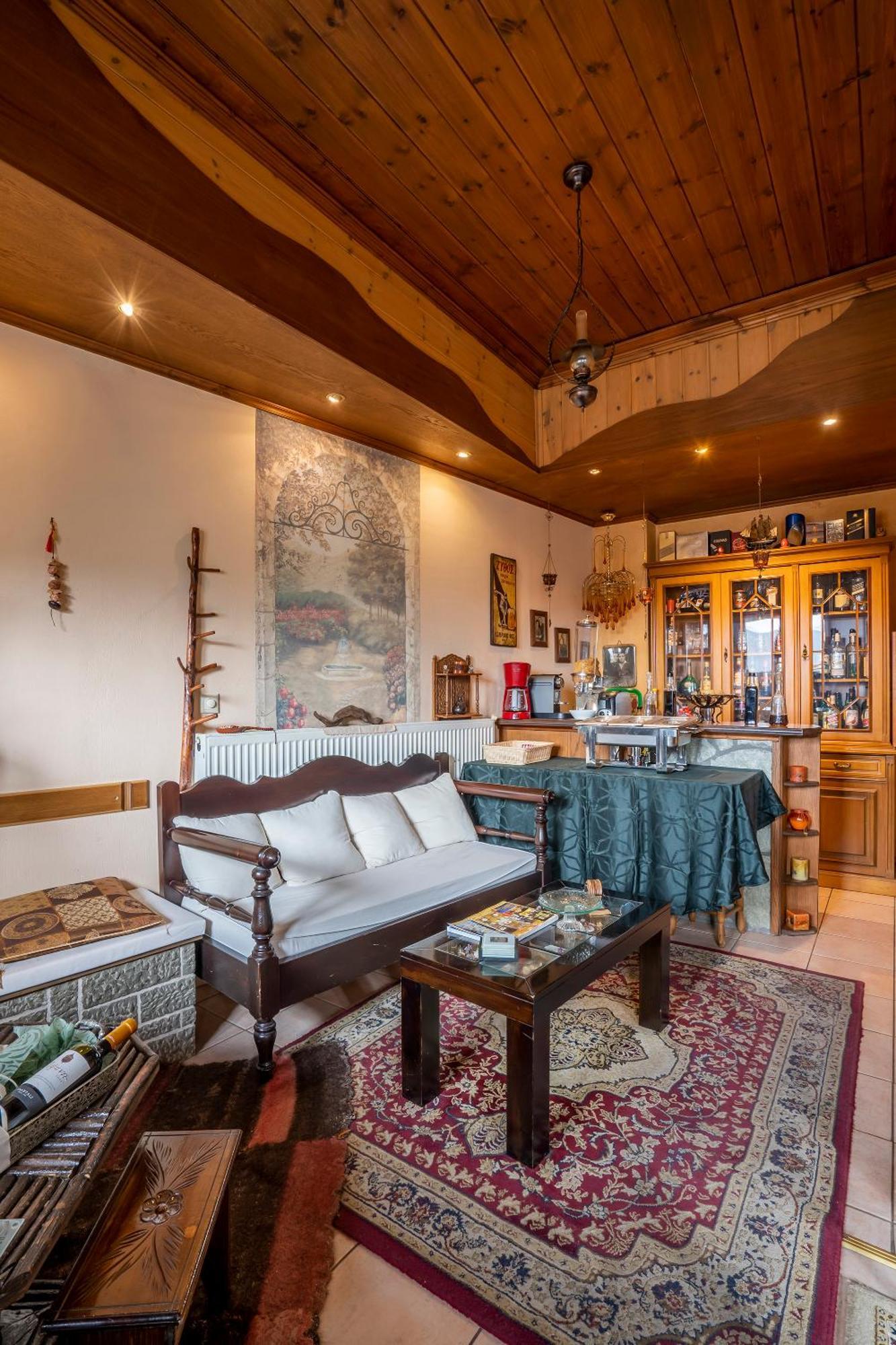 Semeli Guesthouse Karpenisi Bagian luar foto